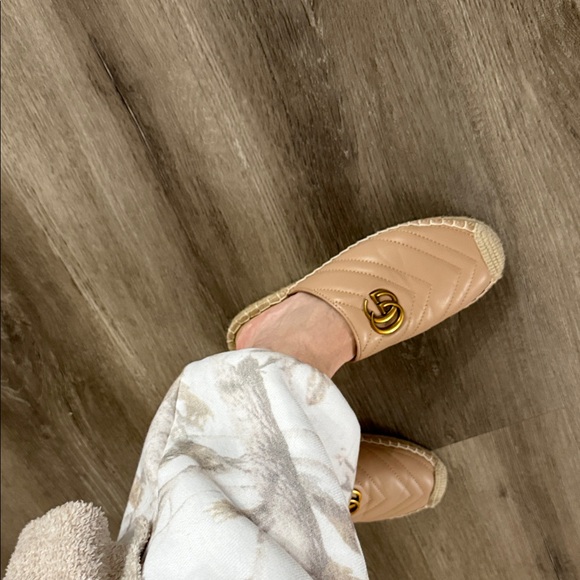 Gucci Espadrille Slide Mules with Gold GG Logo - Picture 5 of 5